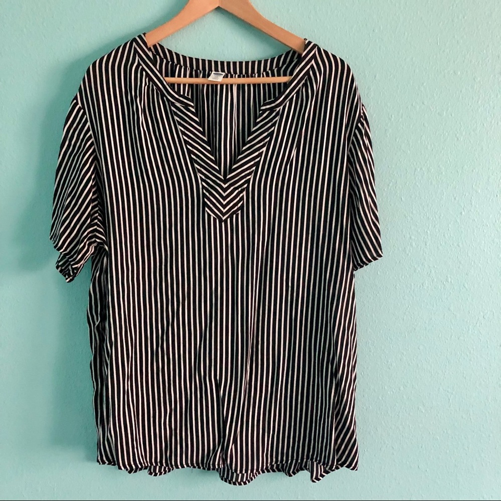 Old Navy Georgette Plus-Sized Cocoon Top